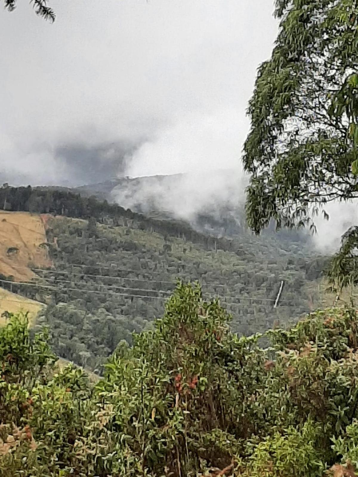 Casa De Campo Em Monte Verde , Linda Vista Para Montanhas Exteriör bild